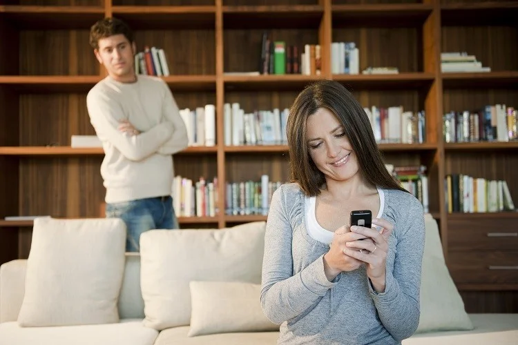 Causas, consequências e tratamentos do ciúme excessivo