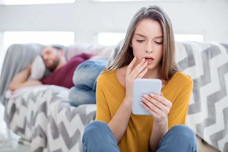 Sintomas, Causas e Tratamentos do Ciúme Doentio.